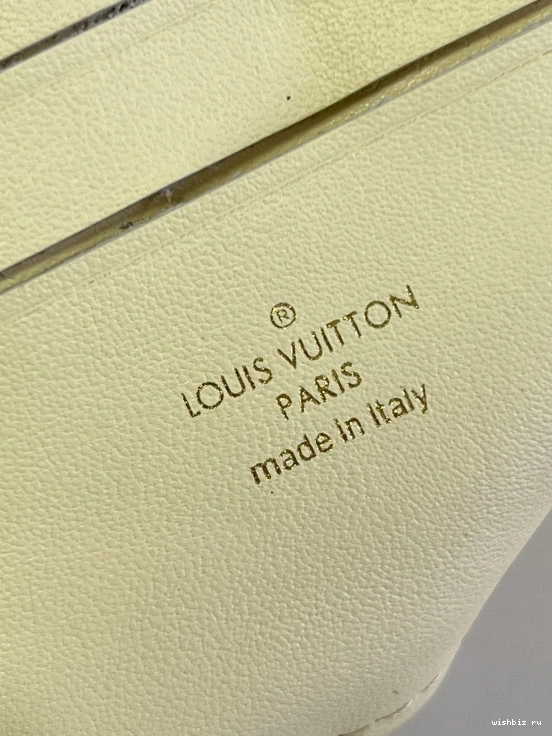 WIS LOUIS VUITTON STRAP WALLET ON BUBBLEGRAM 1106